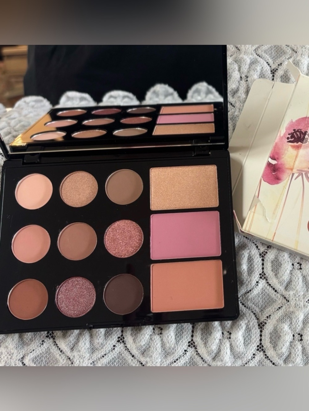 Laura Geller Eyeshadow, Blush & Highlighter Palette - Pink, Peach, Gold, Brown